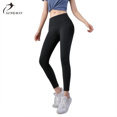 Disponibili leggings yoga da donna in tessuto jacquard con vita alta e controllo della pancia